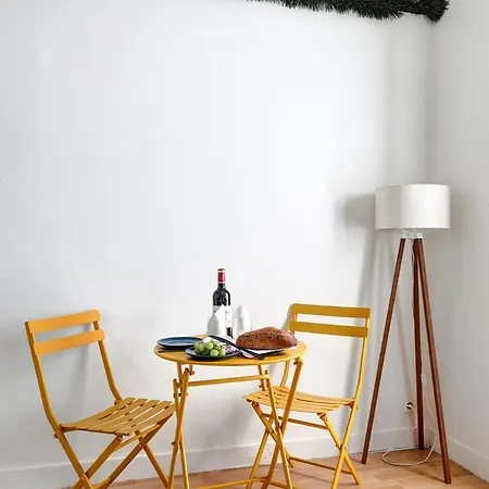 826 Bellanger - Superb In Paris Apartment *