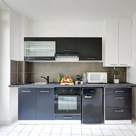 826 Bellanger - Superb In Paris * Levallois-Perret