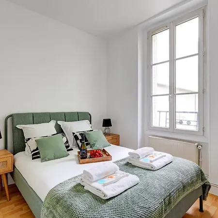 826 Bellanger - Superb In Paris * Levallois-Perret
