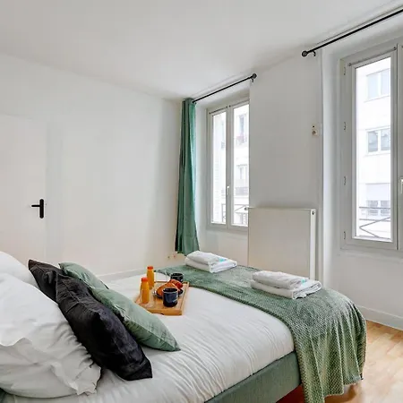 826 Bellanger - Superb In Paris Apartment